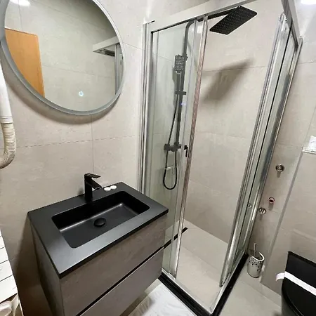 Hotel Brkic Airport - Free Parking