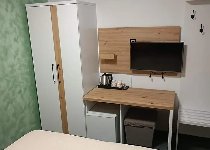 Hotel Brkic Airport - Free Parking Sarajevo